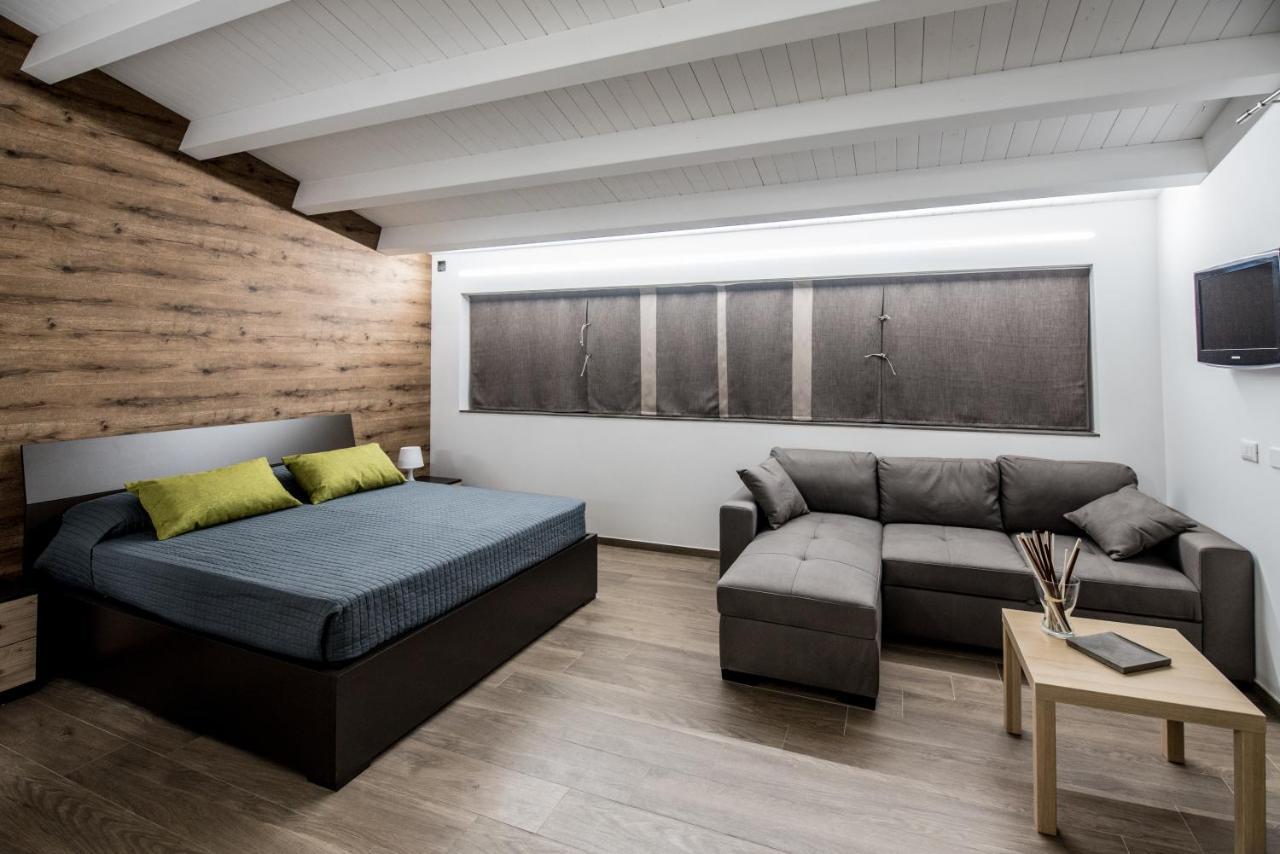 Il Vespro Bed & Breakfast Comiso Bagian luar foto