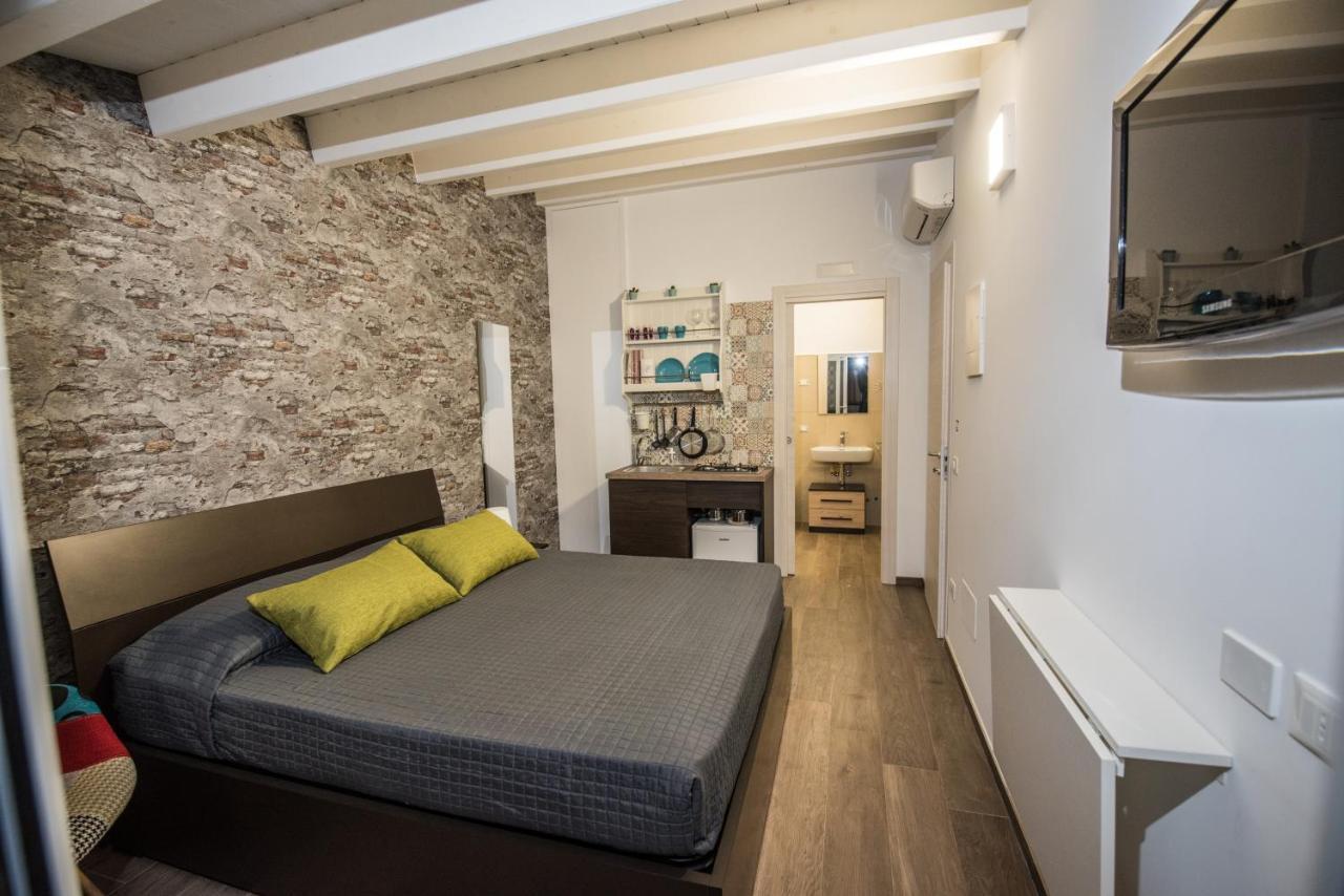 Il Vespro Bed & Breakfast Comiso Bagian luar foto