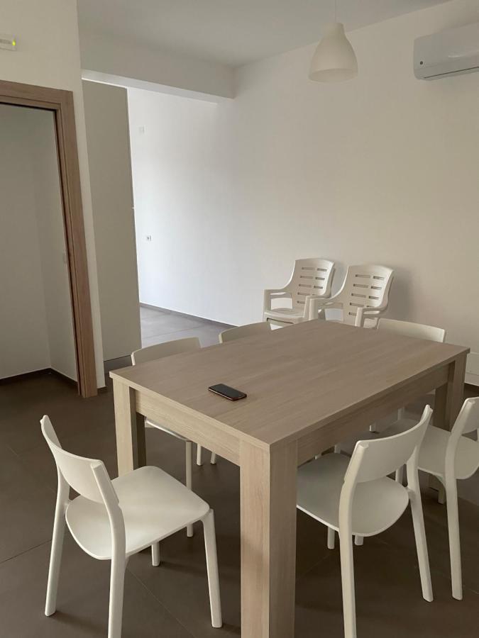 Il Vespro Bed & Breakfast Comiso Bagian luar foto